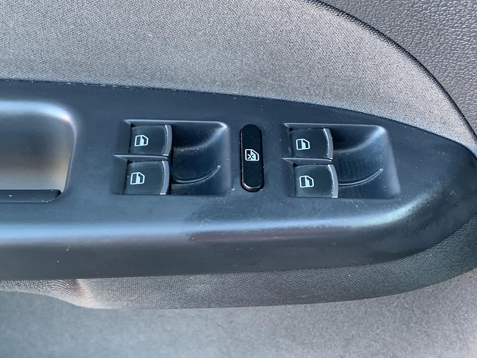 Volkswagen Touran 2.0TDi 