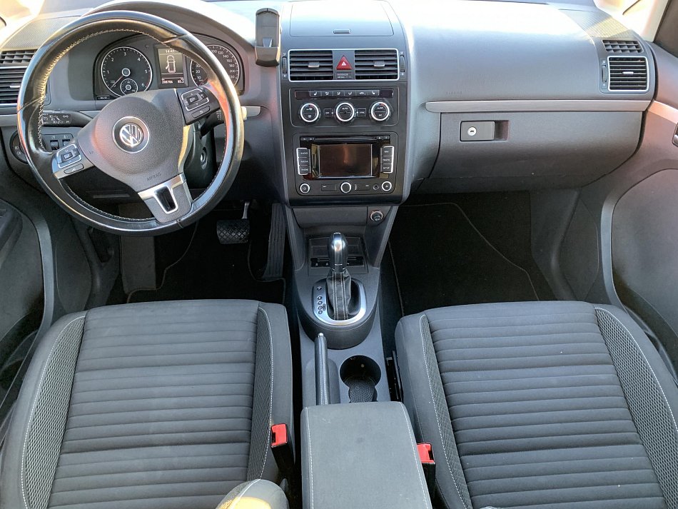 Volkswagen Touran 2.0TDi 