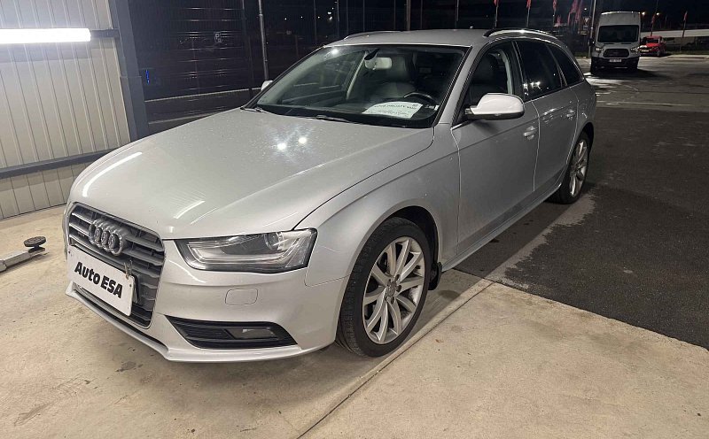 Audi A4 2.0TDi  Avant