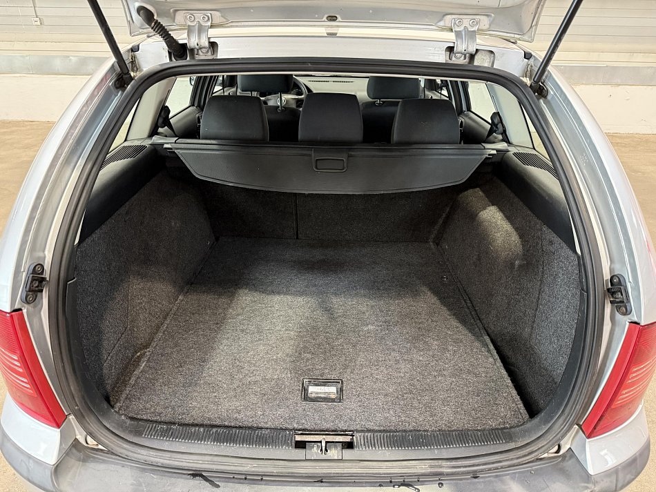 Škoda Octavia 1.6i 