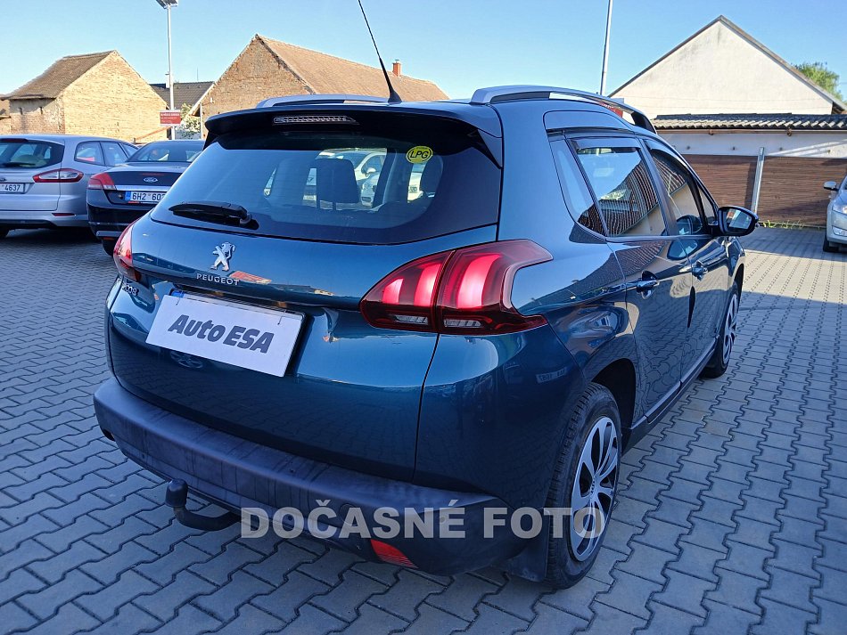 Peugeot 2008 1.2 PT 