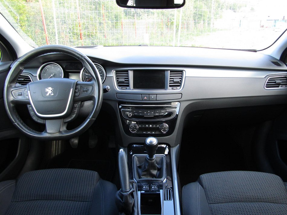 Peugeot 508 2.0 HDi 