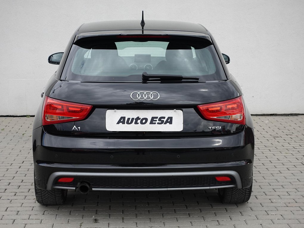 Audi A1 1.2 TFSi S-line SportBack