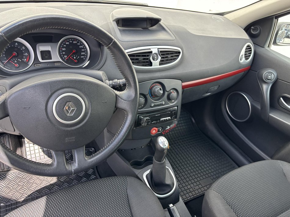 Renault Clio 1.2 16V 