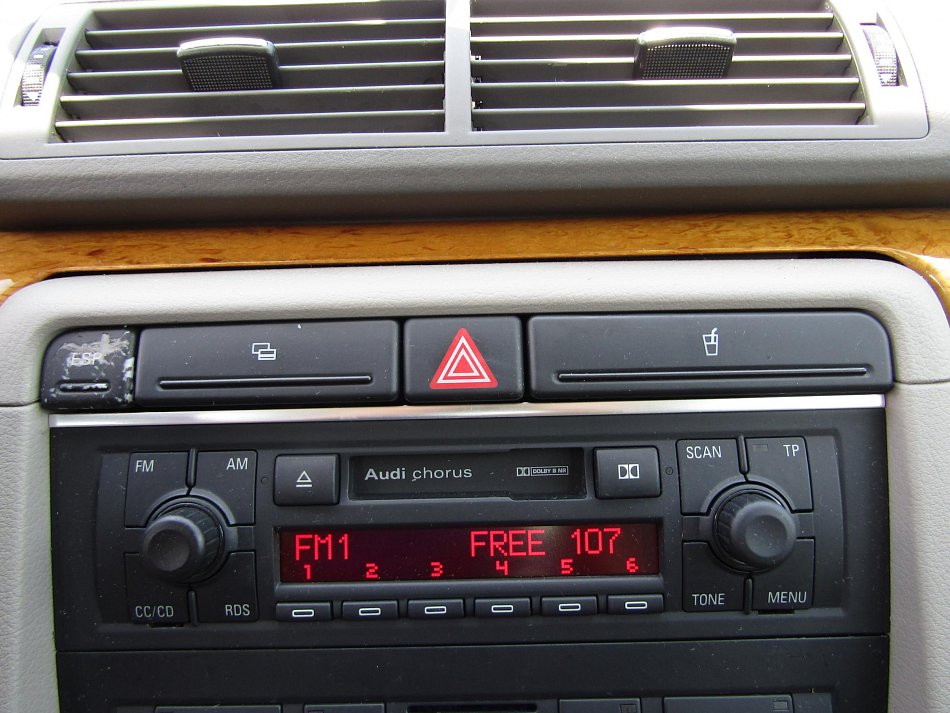 Audi A4 1.6MPI 