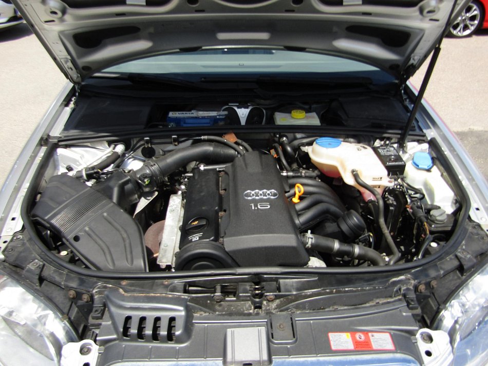 Audi A4 1.6MPI 