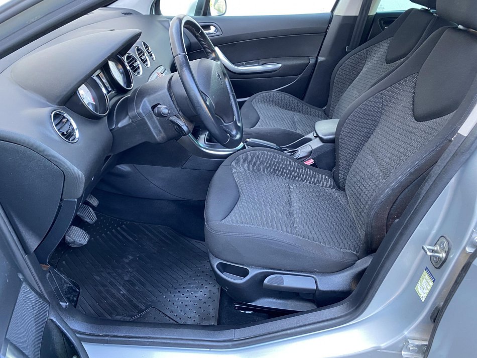 Peugeot 308 1.6VTi 