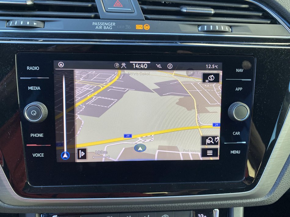 Volkswagen Touran 2.0 TDi Business