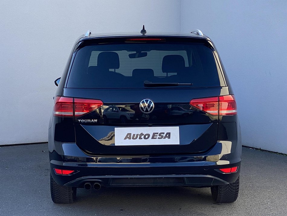 Volkswagen Touran 2.0 TDi Business