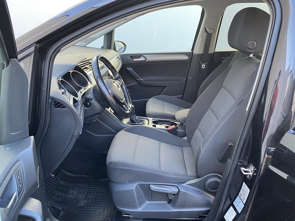 Volkswagen Touran 2.0 TDi Business