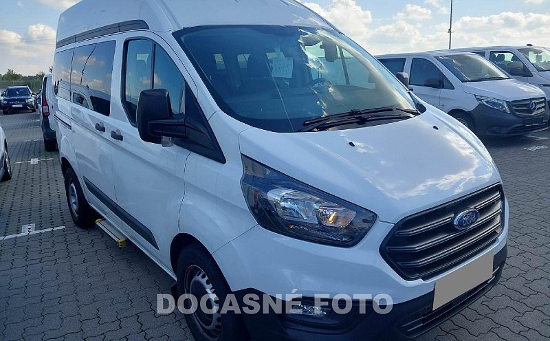 Ford Transit Custom 2.0TDCi  L1H2 9míst