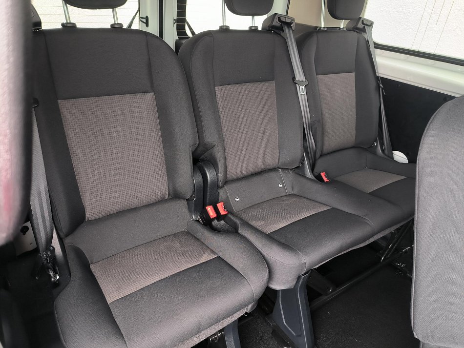 Ford Transit Custom 2.0TDCi  L1H2 9míst