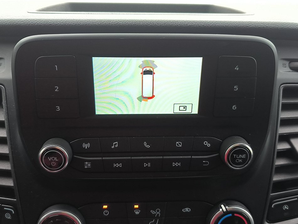 Ford Transit Custom 2.0TDCi  L1H2 9míst