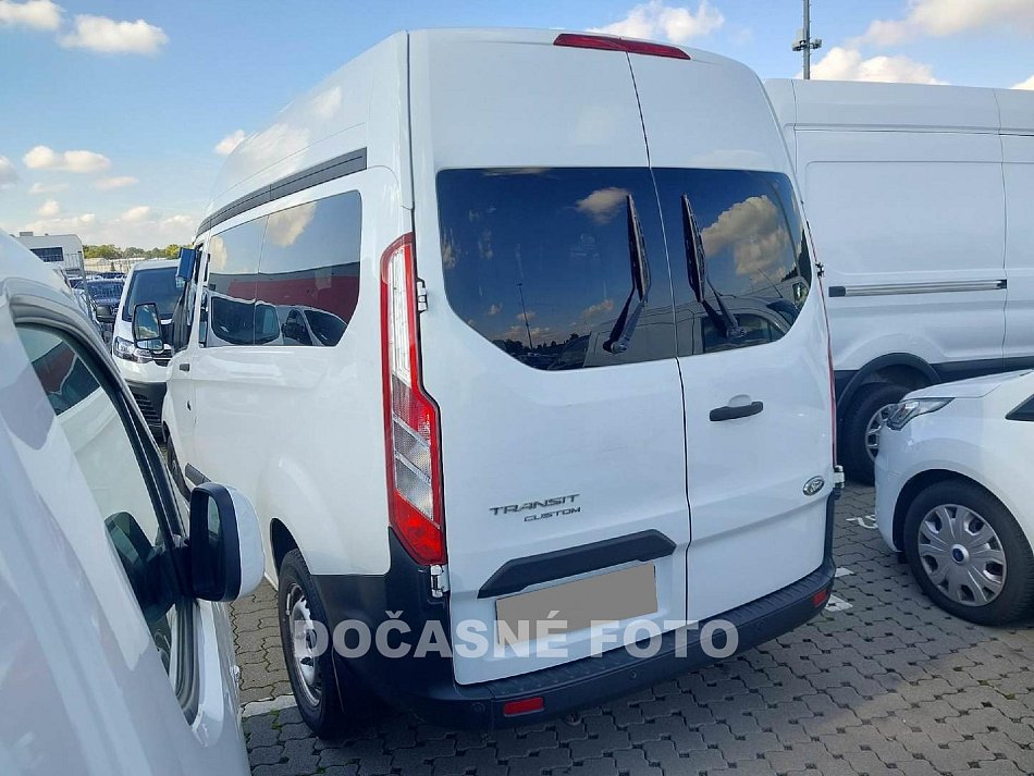 Ford Transit Custom 2.0TDCi  L1H2 9míst
