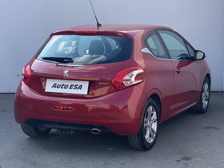 Peugeot 208 1.2 VTi Allure