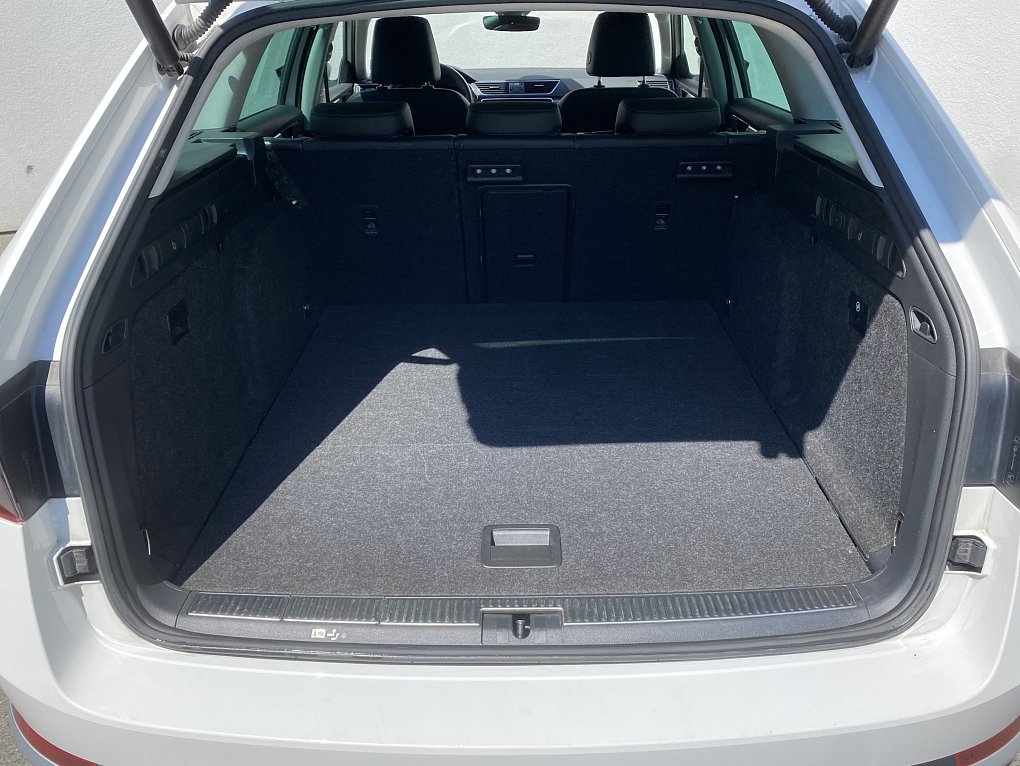 Škoda Superb III 2.0 TDi Scout 4x4