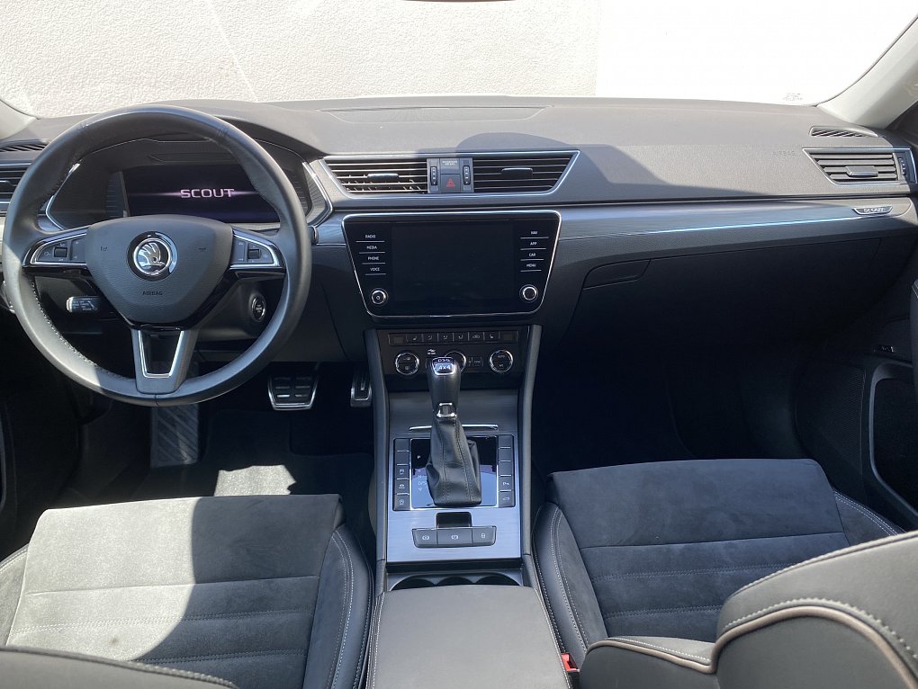 Škoda Superb III 2.0 TDi Scout 4x4
