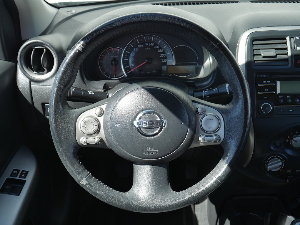 Nissan Micra 1.2i 