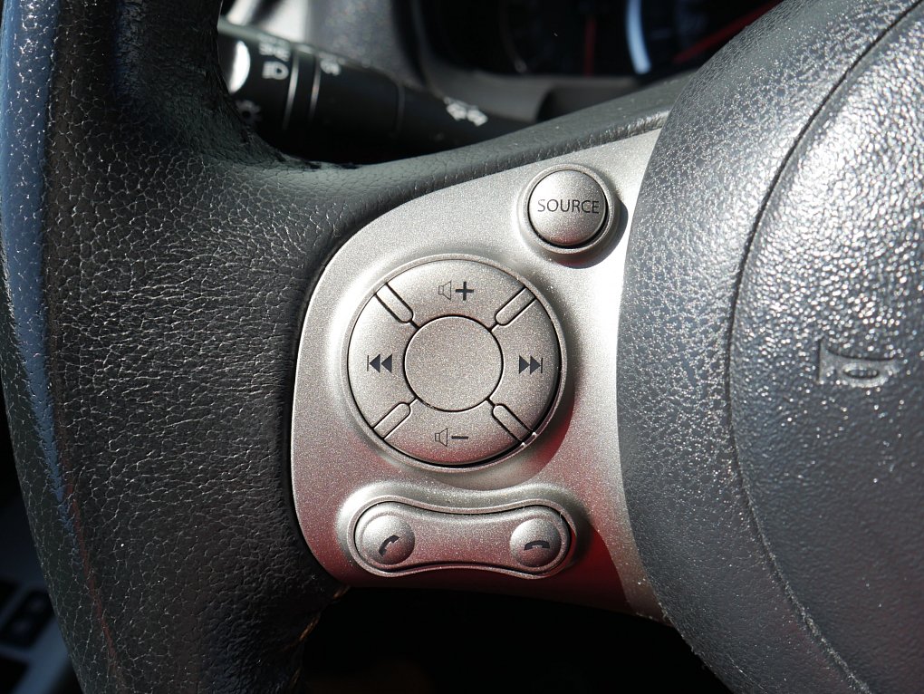 Nissan Micra 1.2i 