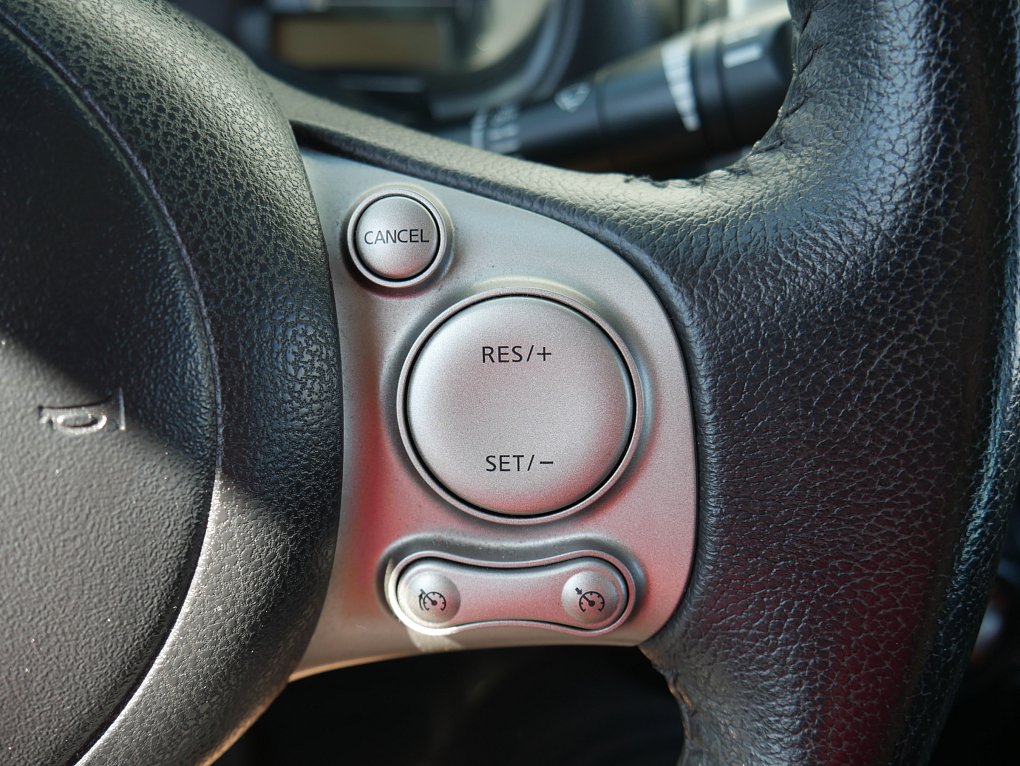 Nissan Micra 1.2i 