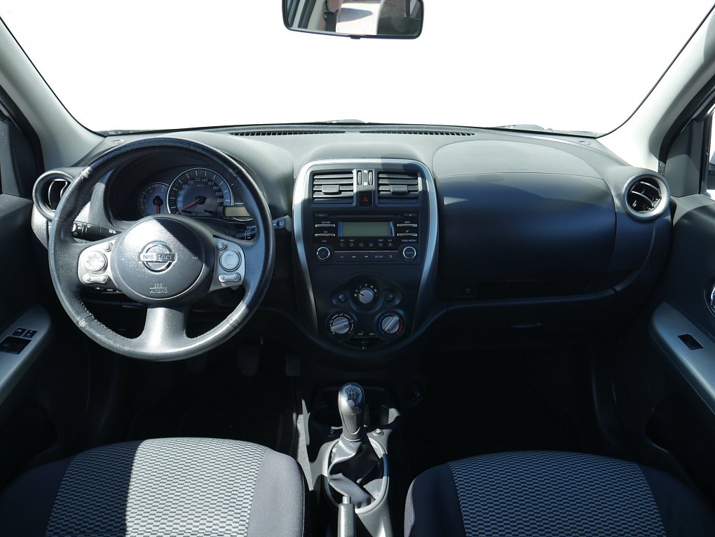 Nissan Micra 1.2i 
