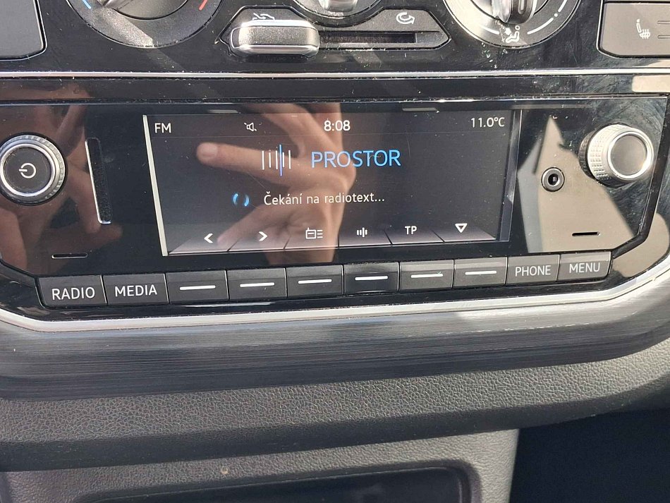 Volkswagen Up! 1.0 MPi Sound