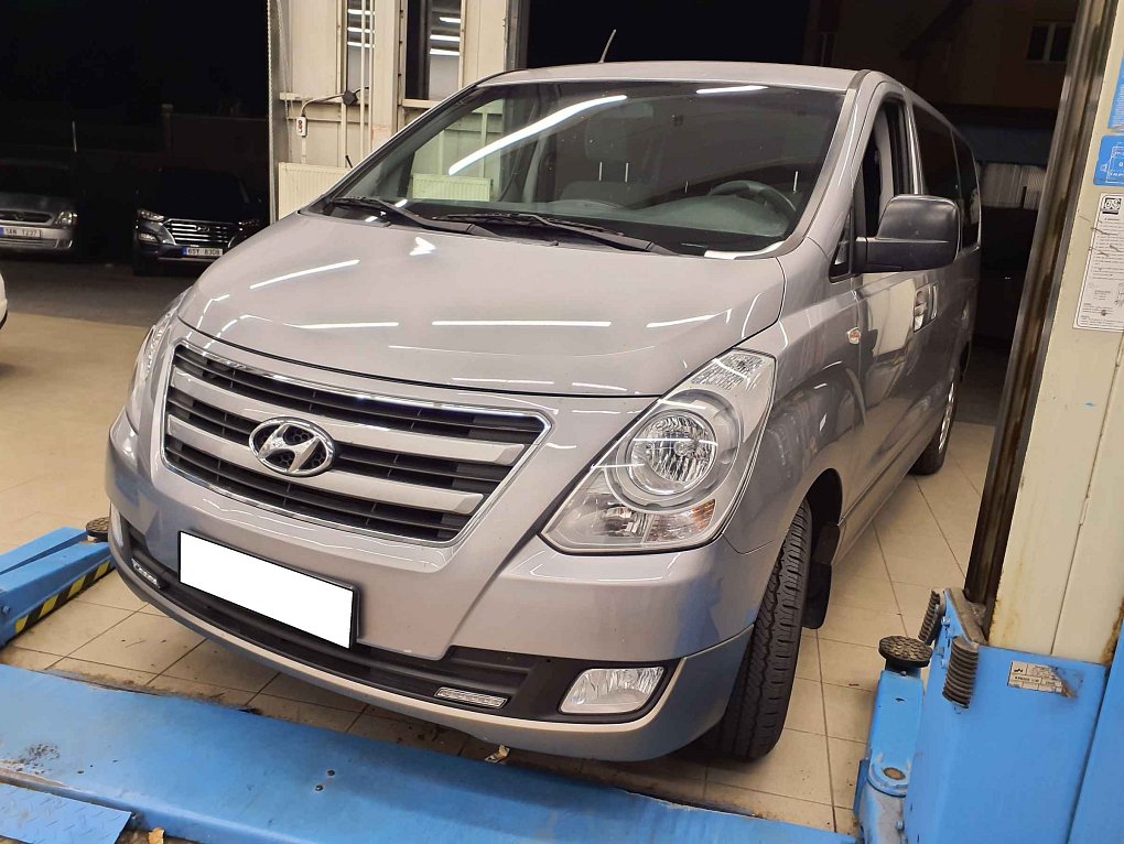 Hyundai H 1 2.5CRDi  8míst