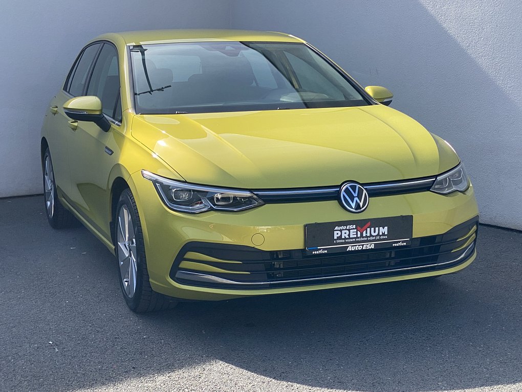 Volkswagen Golf 1.5 TSi 
