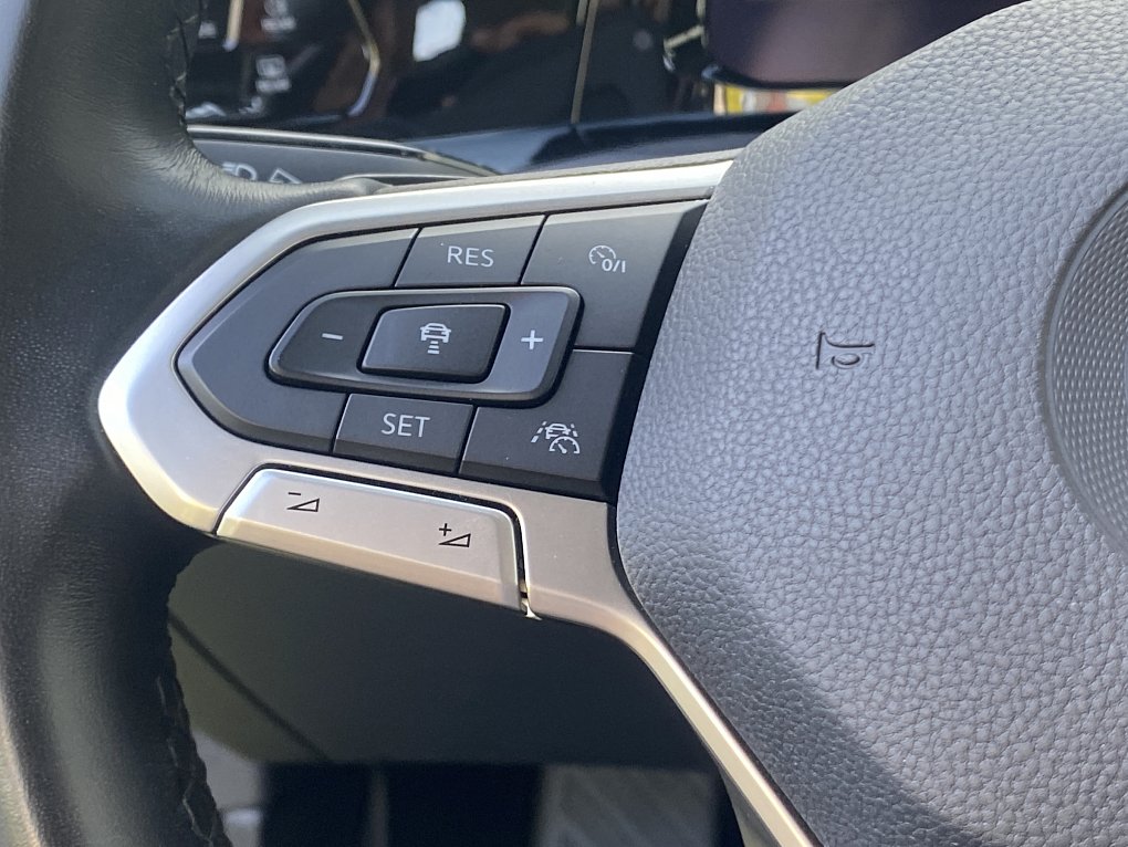 Volkswagen Golf 1.5 TSi 