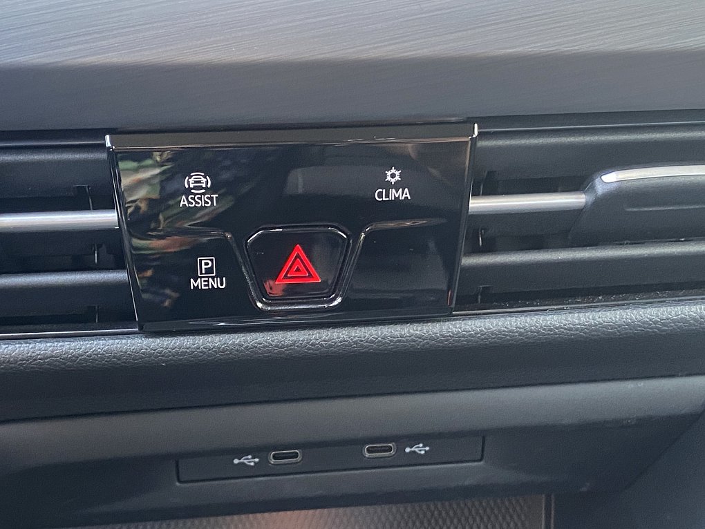 Volkswagen Golf 1.5 TSi 
