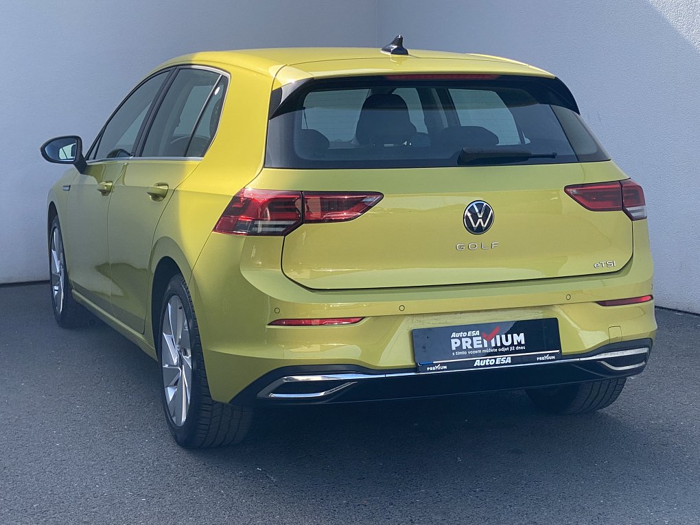 Volkswagen Golf 1.5 TSi 