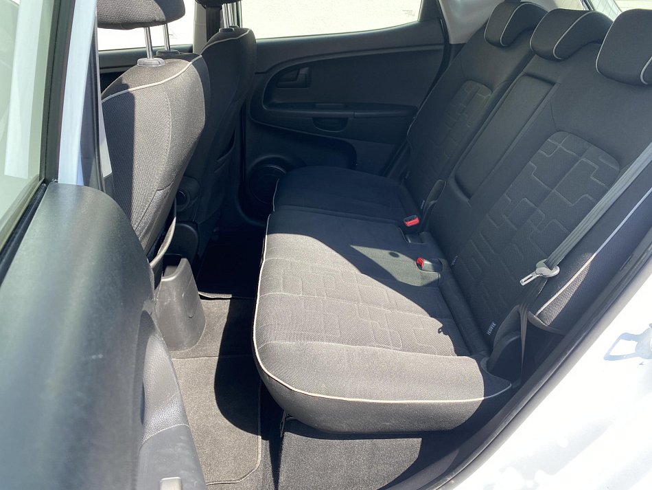 Kia Venga 1.4 CVVT 