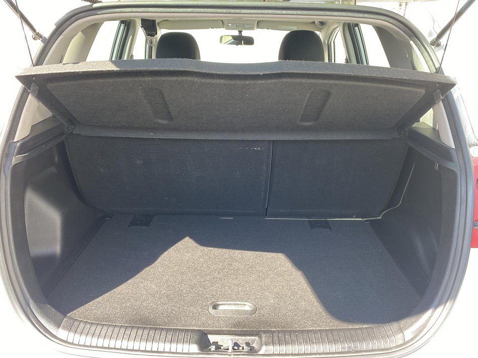 Kia Venga 1.4 CVVT 