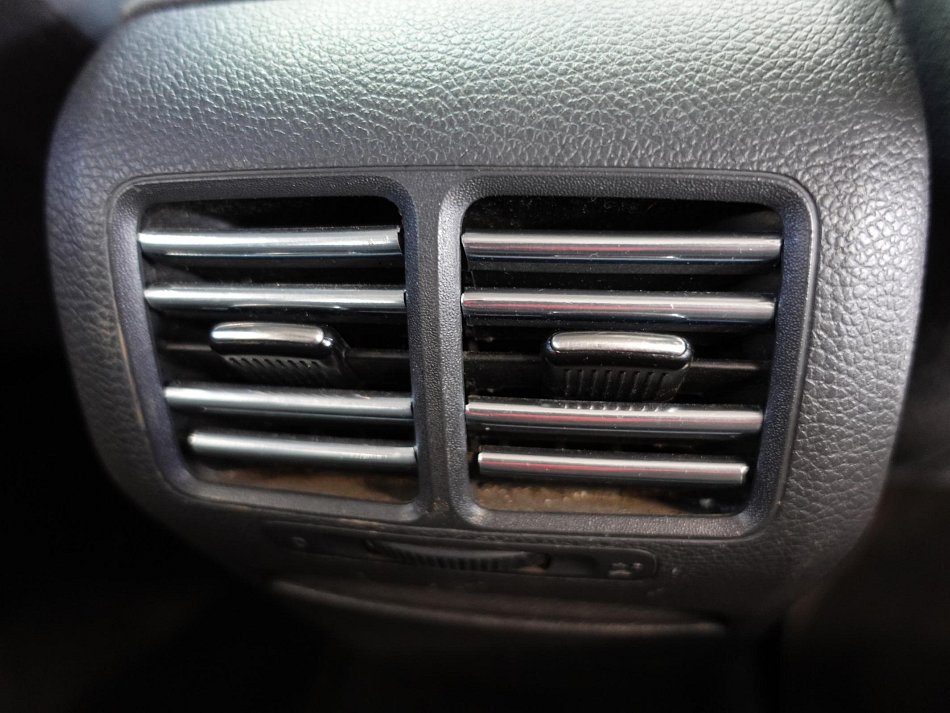 Volkswagen Golf 1.4 TSI 