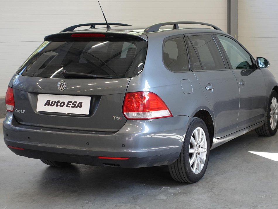 Volkswagen Golf 1.4 TSI 