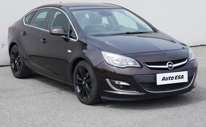Opel Astra 1.6T 