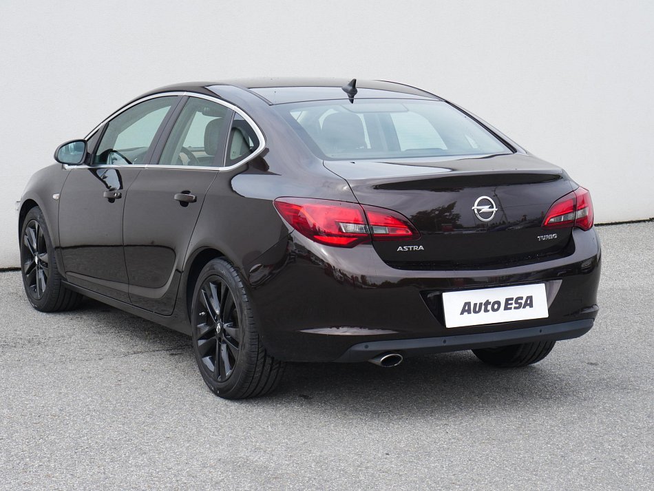 Opel Astra 1.6T 