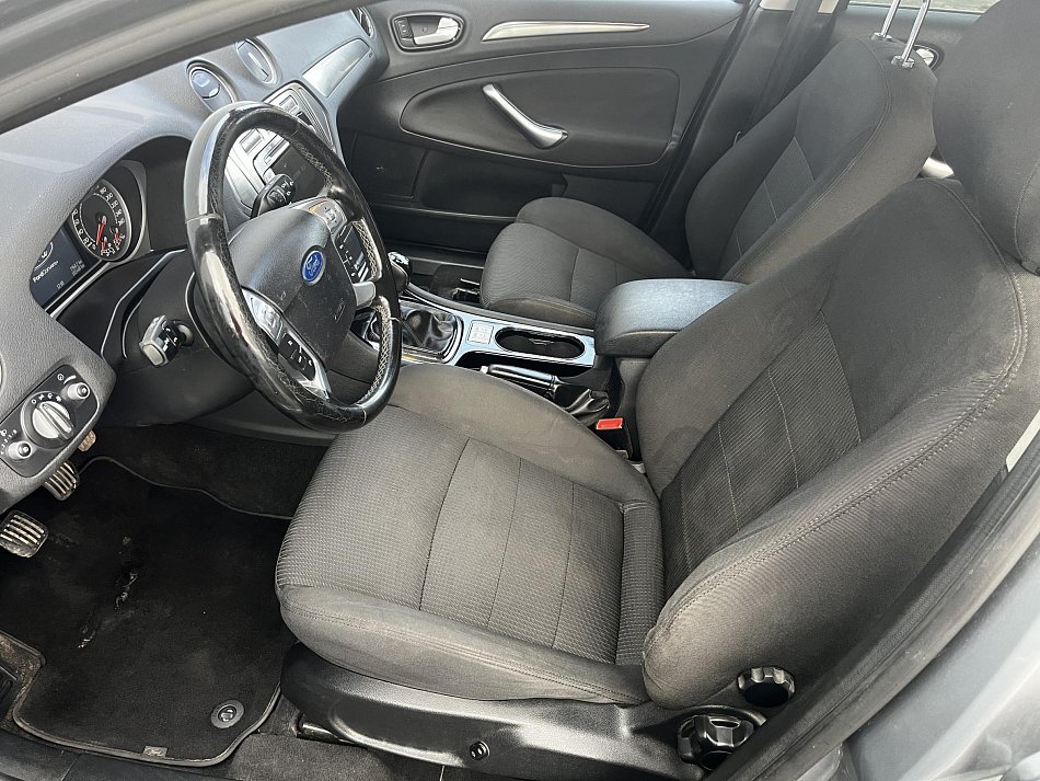 Ford Mondeo 2.0 TDCi 