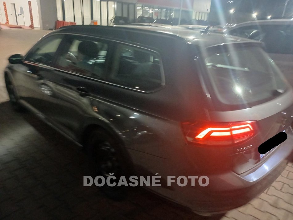 Volkswagen Passat 2.0 TDi 