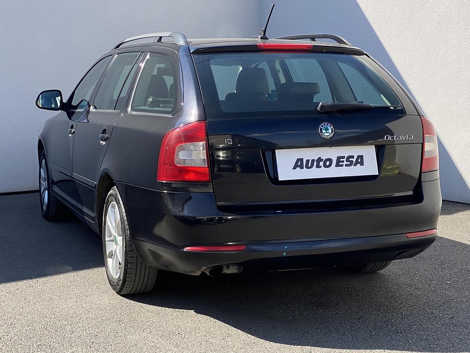 Škoda Octavia II 1.6 TDI Elegance