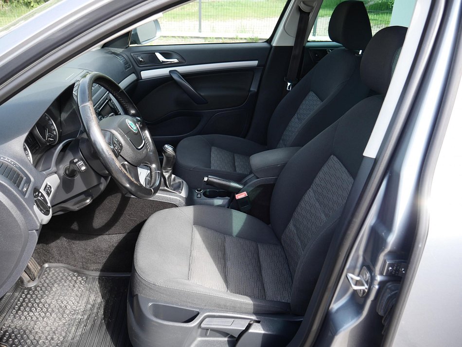 Škoda Octavia II 2.0 TDi 