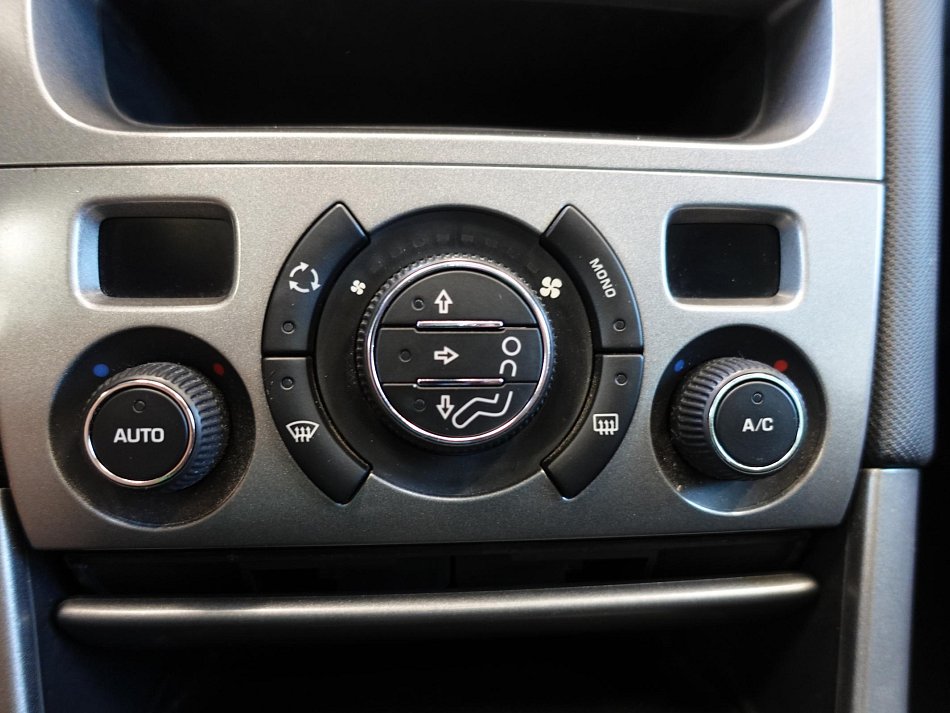 Peugeot 308 1.6 VTi Sportium