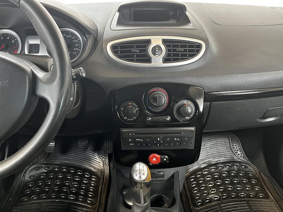 Renault Clio 1.2i 