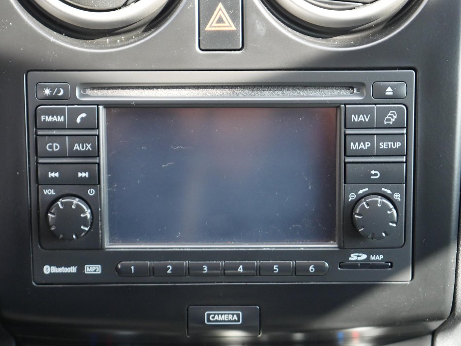 Nissan Qashqai 1.6 i 