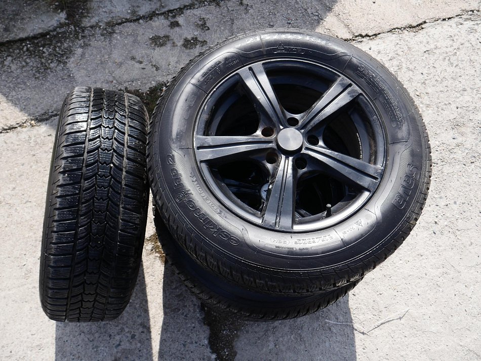 Nissan Qashqai 1.6 i 