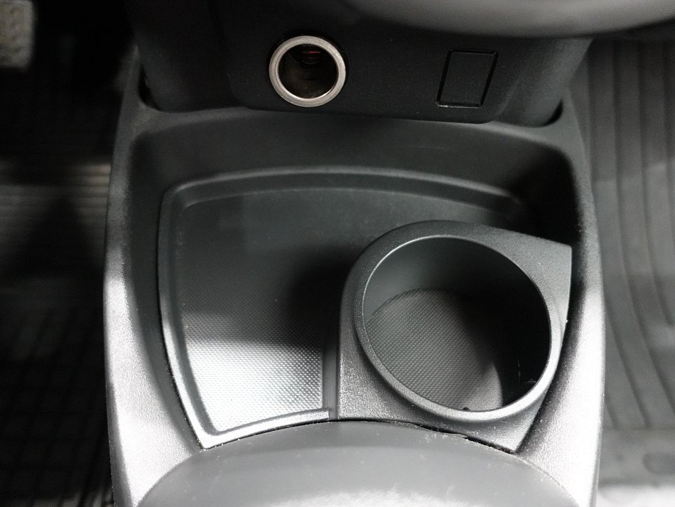 Toyota Yaris 1.1VVT-i 