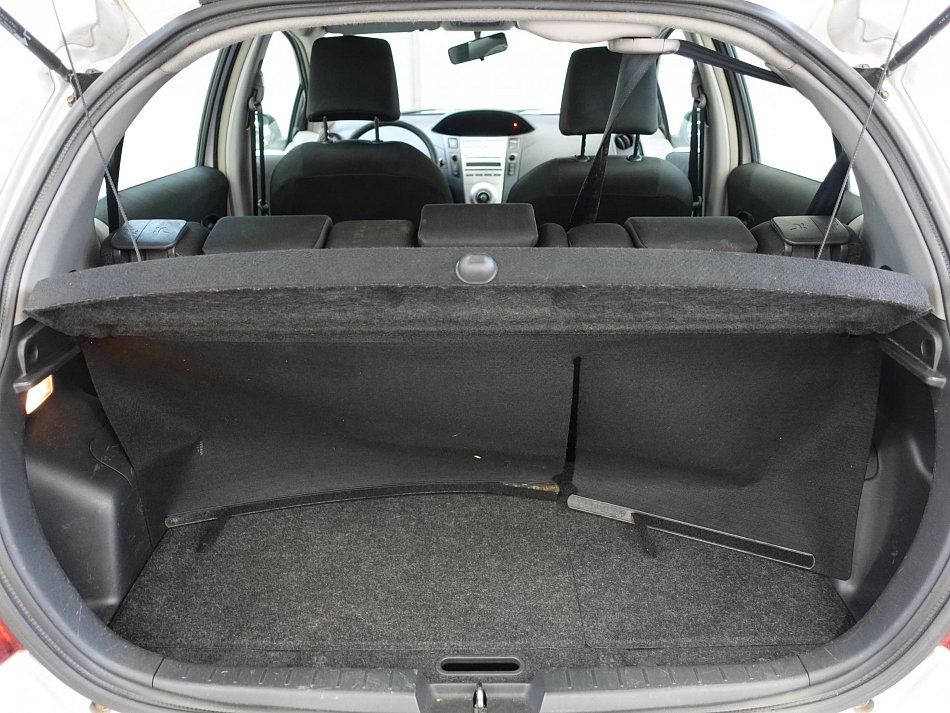 Toyota Yaris 1.1VVT-i 