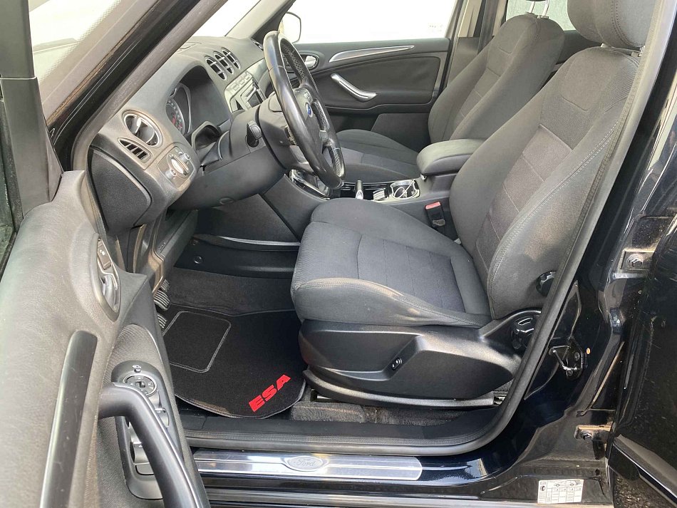 Ford S-MAX 2.2 TDCi Titanium
