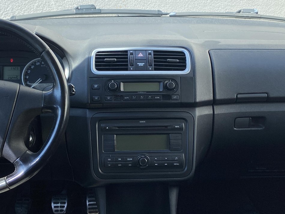 Škoda Roomster 1.6 16V Scout