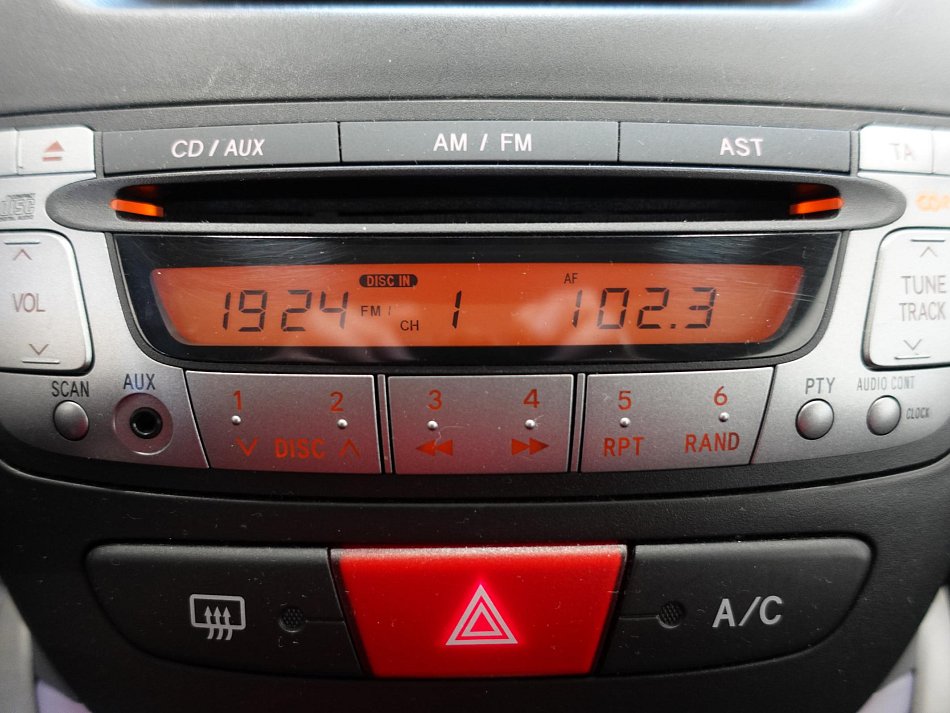 Toyota Aygo 1.0i 